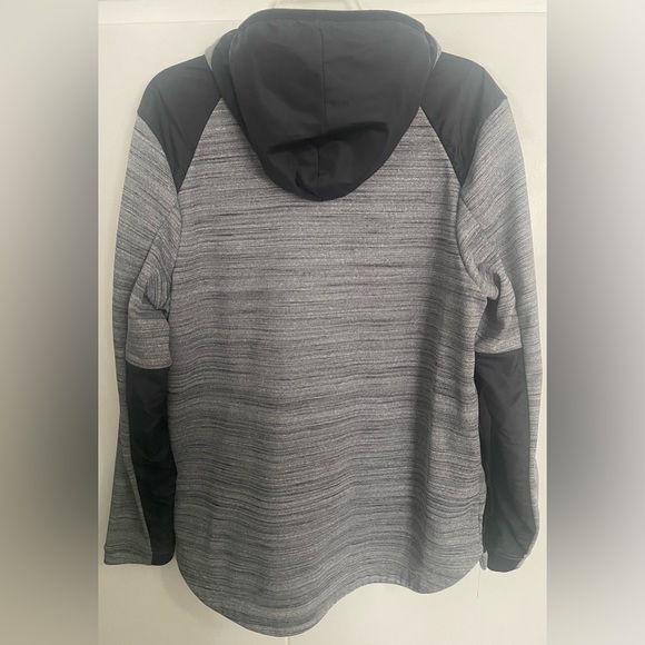 Nike basketball hoodie - Picture 2 of 2